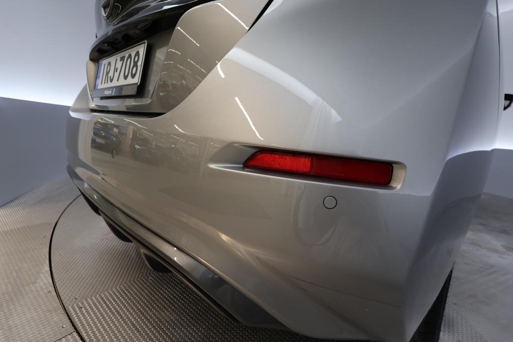 NISSAN Leaf 2023