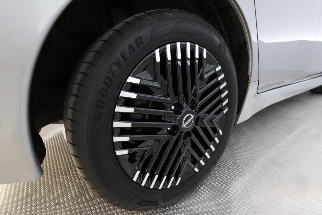 NISSAN Leaf 2023