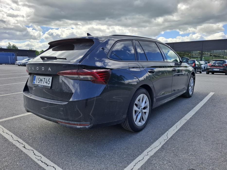 SKODA OCTAVIA 2025