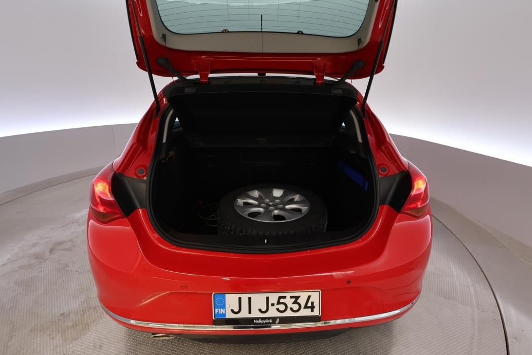 OPEL Astra 2013