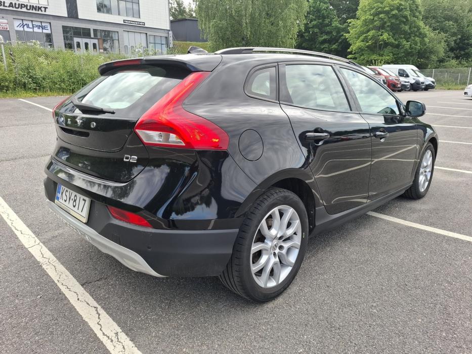 VOLVO V40 Cross Country 2017