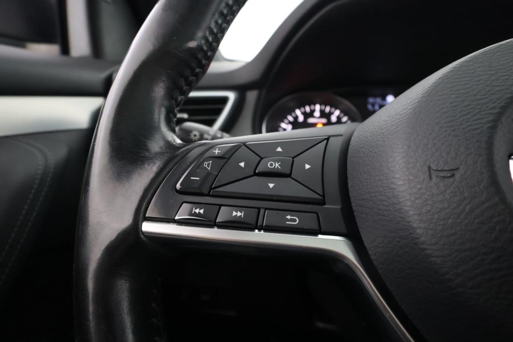 NISSAN Qashqai 2017