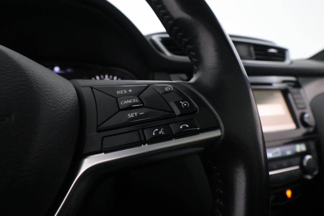 NISSAN Qashqai 2017