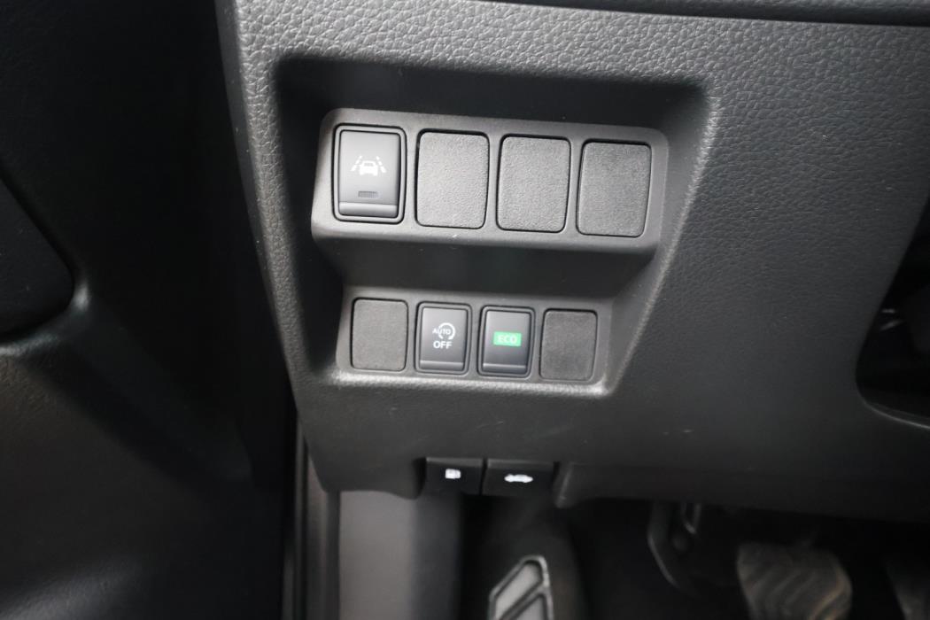 NISSAN Qashqai 2017
