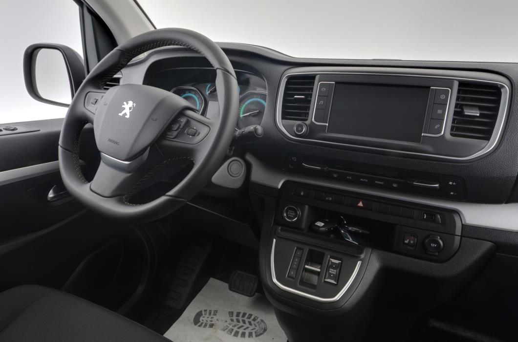 PEUGEOT e-Expert 2025