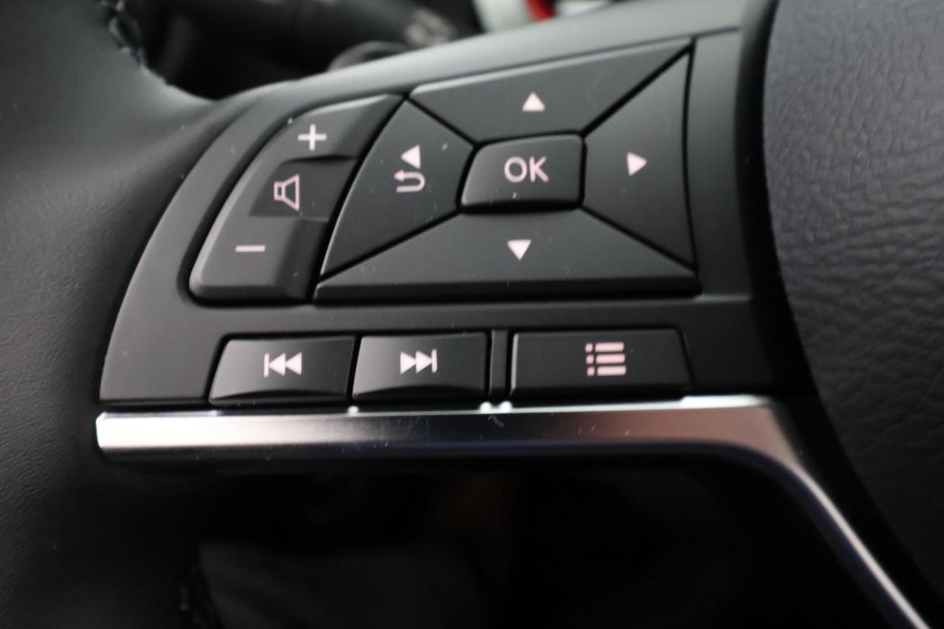 NISSAN Juke 2025