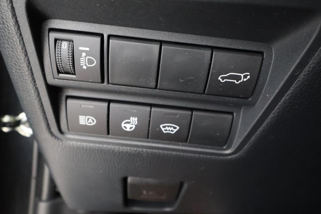 TOYOTA Yaris Cross 2025