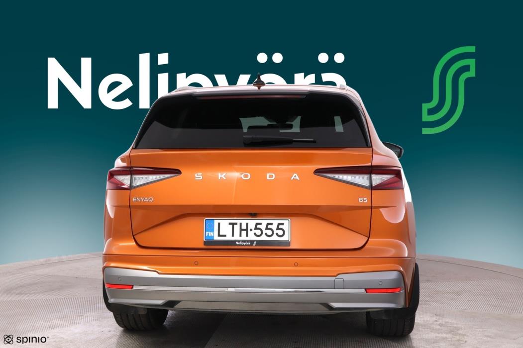 SKODA Enyaq 2025