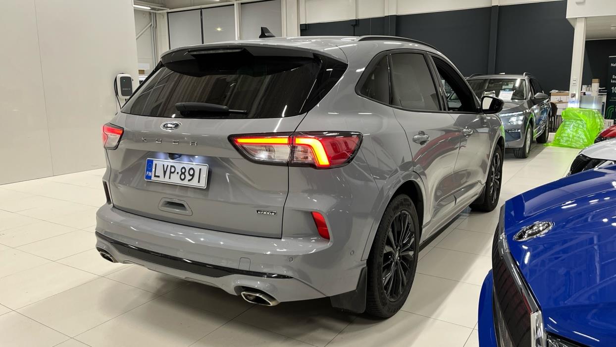 FORD KUGA 2024
