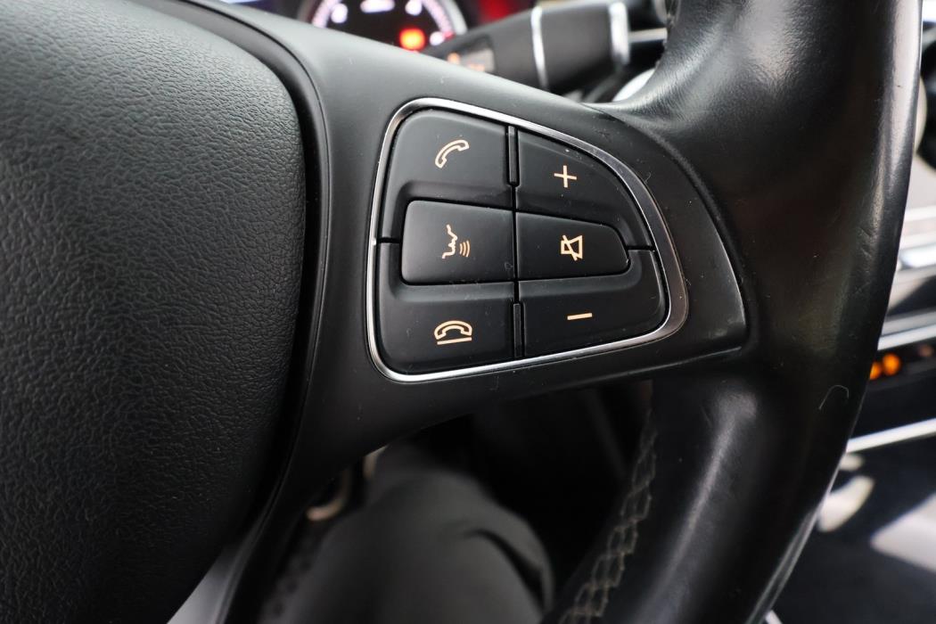 MERCEDES-BENZ C 2015