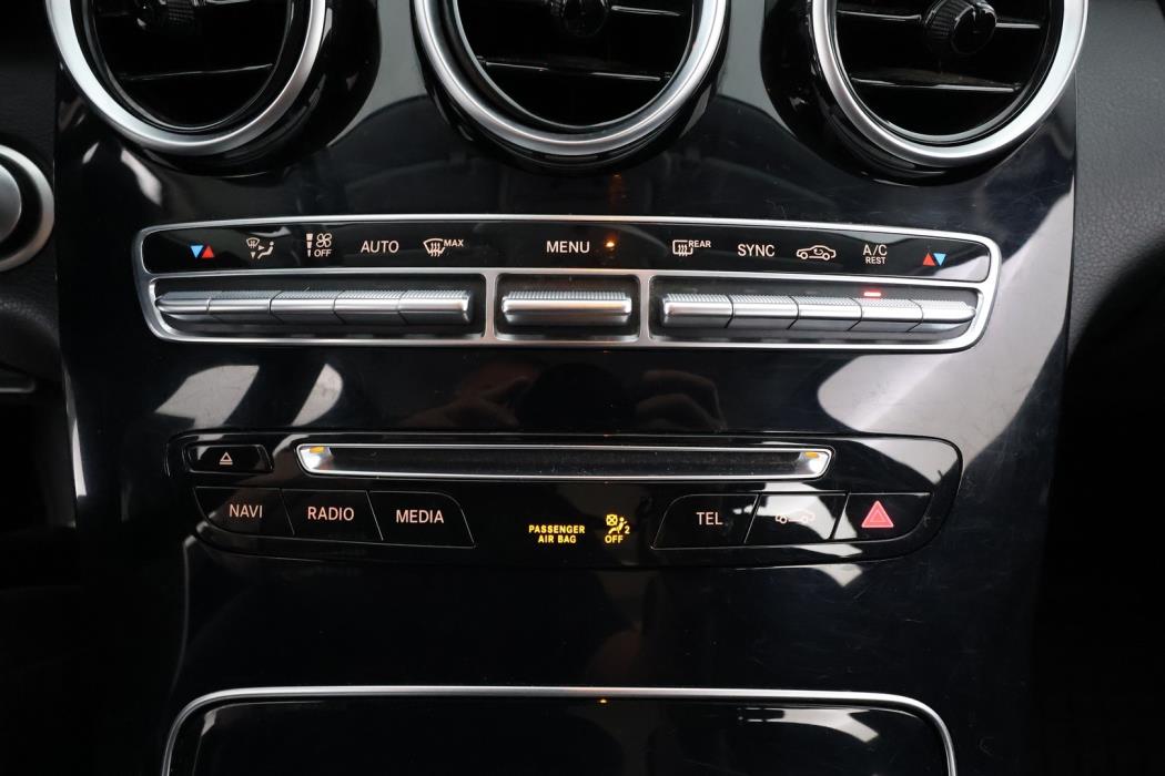 MERCEDES-BENZ C 2015