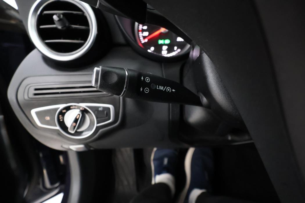 MERCEDES-BENZ C 2015