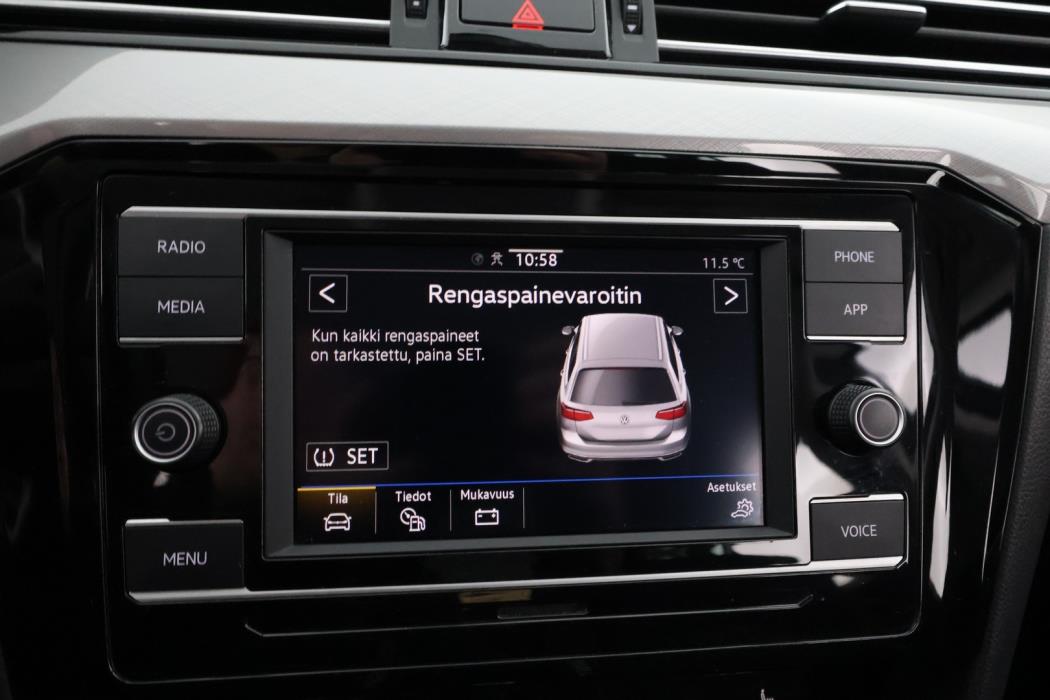 VOLKSWAGEN Passat 2022