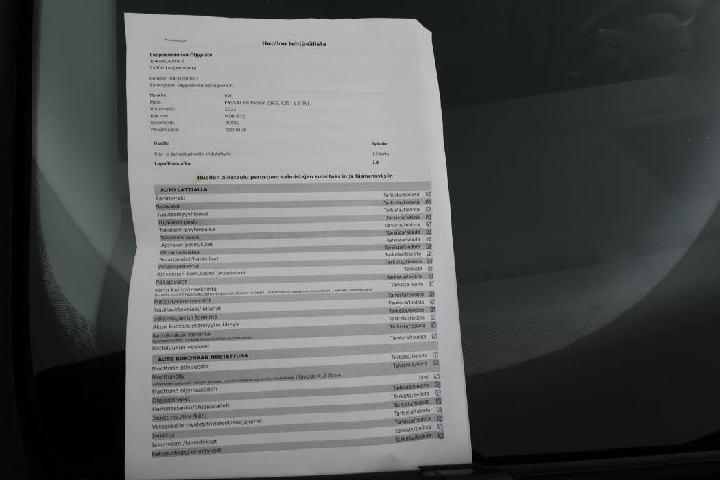 VOLKSWAGEN Passat 2022