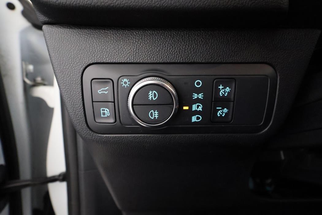 FORD Kuga 2023