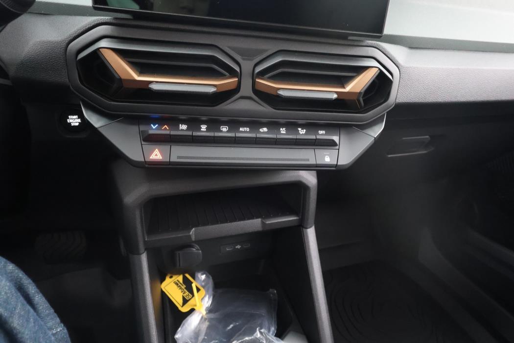 DACIA Duster 2026
