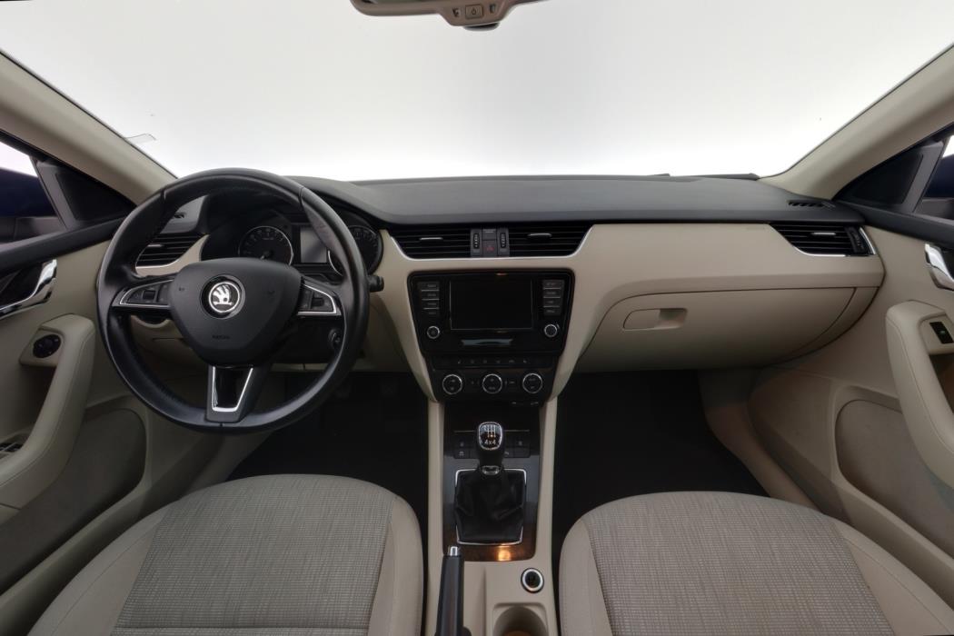 SKODA Octavia 2015