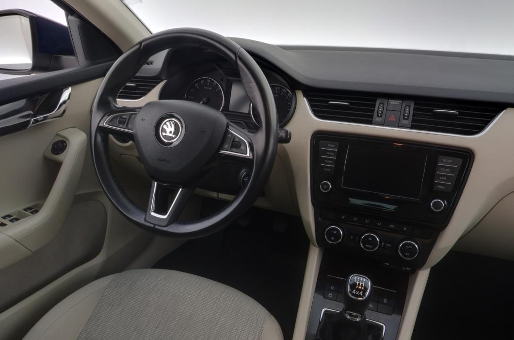 SKODA Octavia 2015