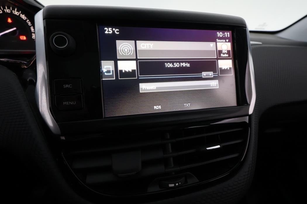 PEUGEOT 2008 2016