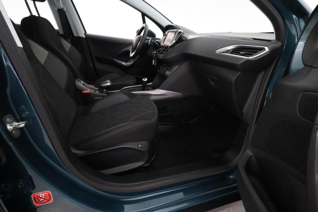PEUGEOT 2008 2016