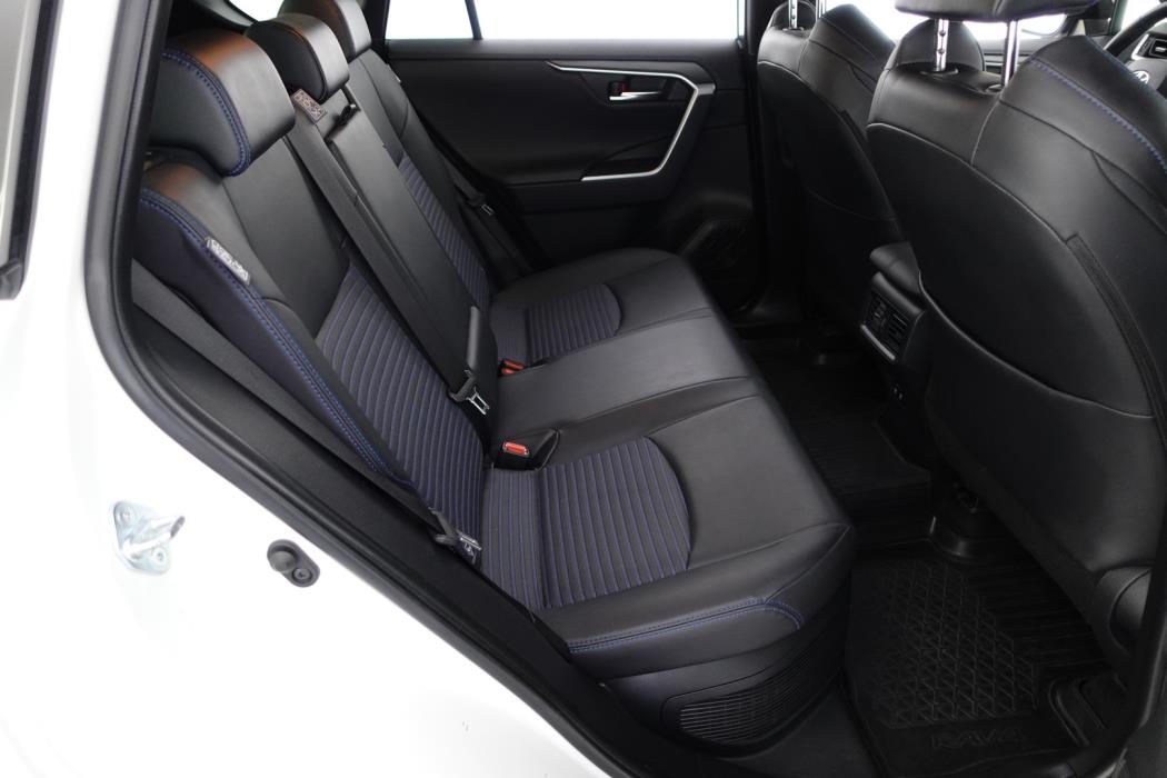 TOYOTA RAV4 2020