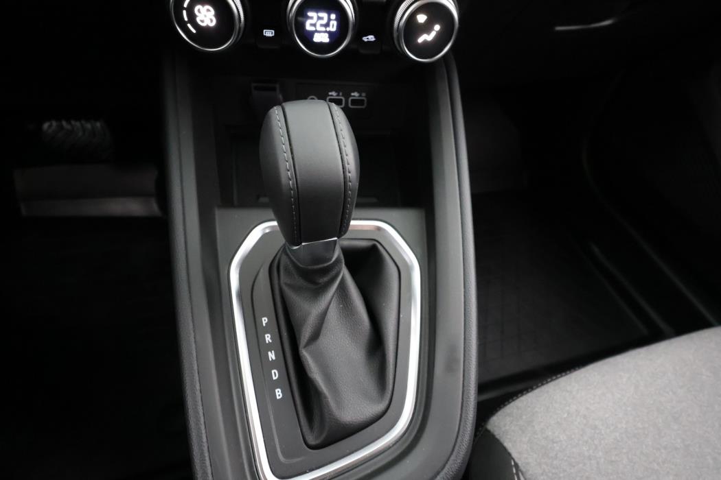 MITSUBISHI Colt 2024