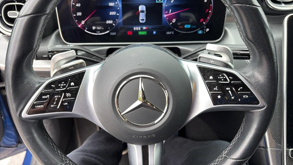 MERCEDES-BENZ C 2022