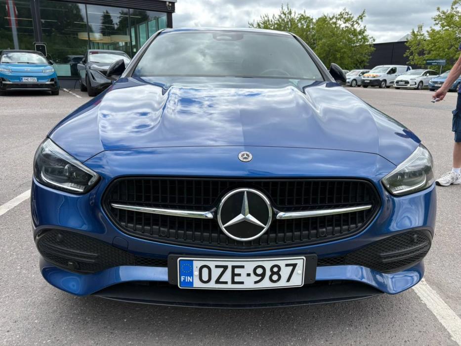 MERCEDES-BENZ C 2022