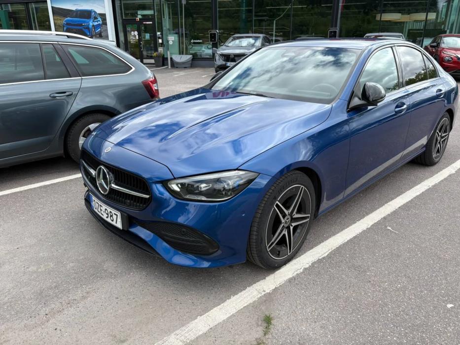 MERCEDES-BENZ C 2022