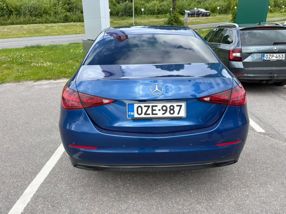 MERCEDES-BENZ C 2022