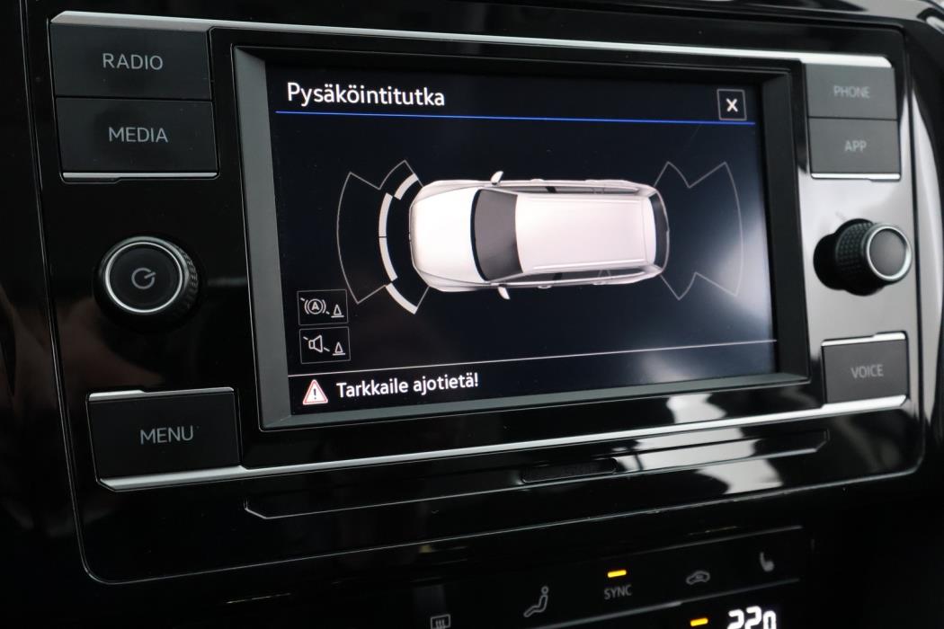 VOLKSWAGEN Passat 2022