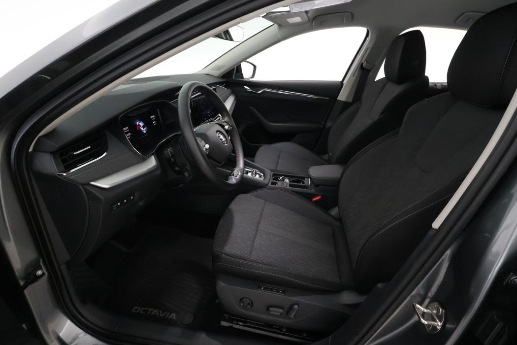 SKODA Octavia 2023