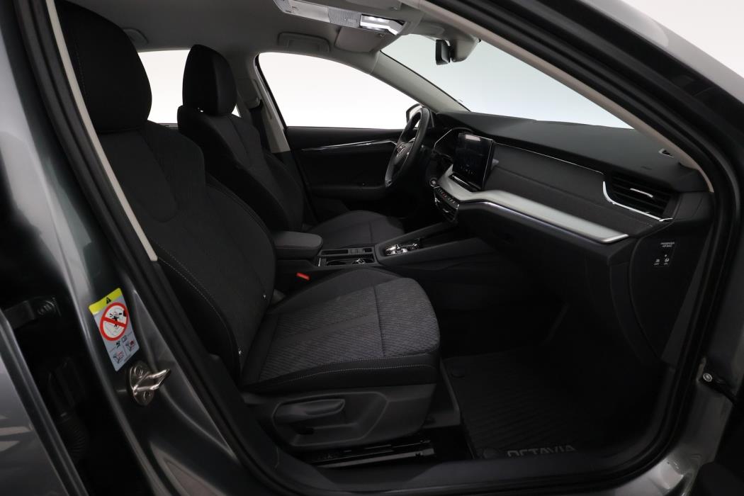 SKODA Octavia 2023