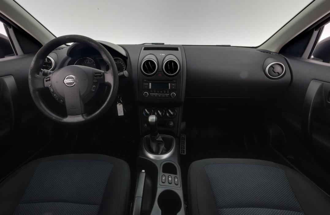 NISSAN Qashqai 2013