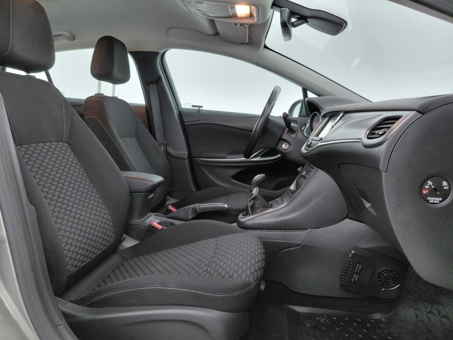 OPEL Astra 2017