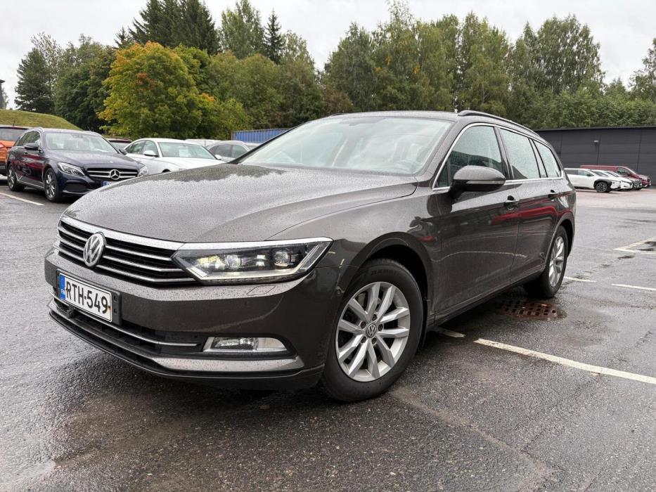VOLKSWAGEN Passat 2017