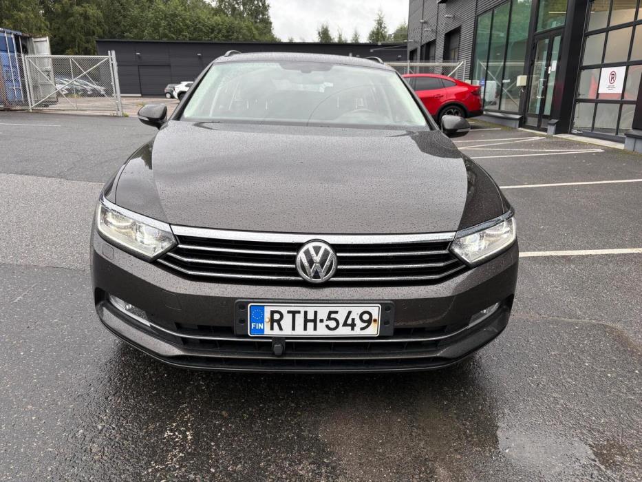 VOLKSWAGEN Passat 2017