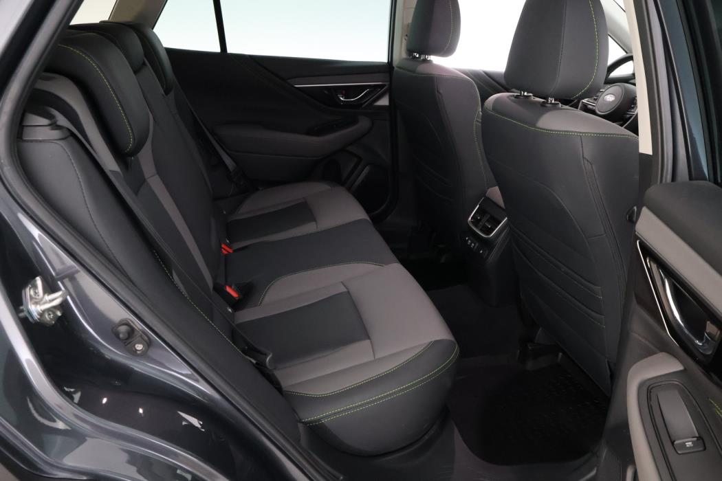 SUBARU Outback 2023