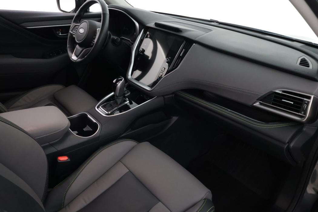 SUBARU Outback 2023