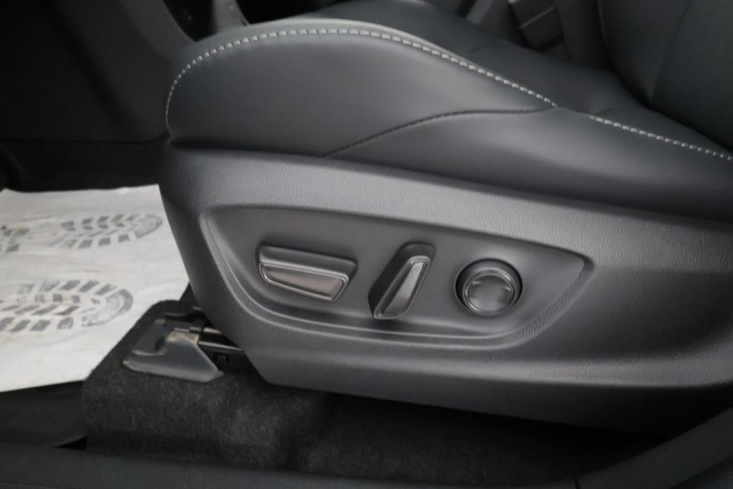 SUBARU Solterra 2026