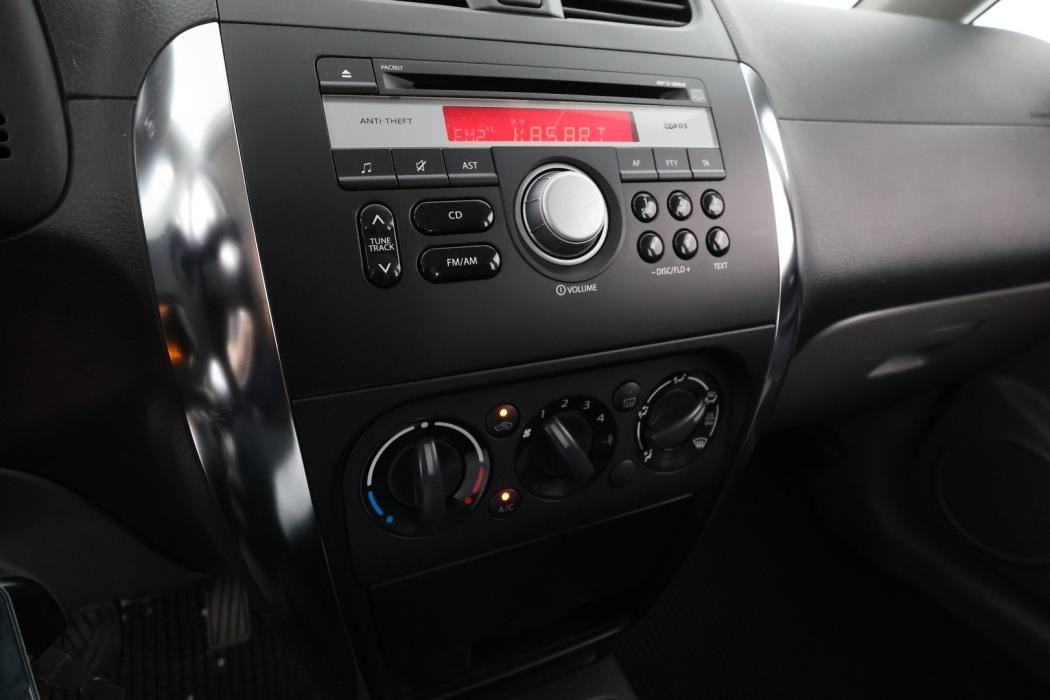 SUZUKI SX4 2012