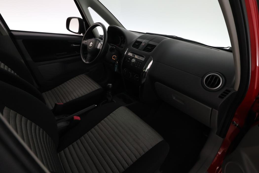 SUZUKI SX4 2012