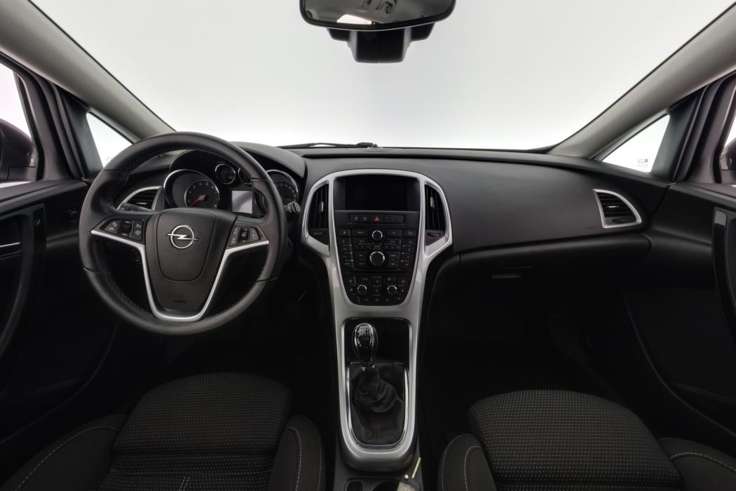 OPEL Astra 2015