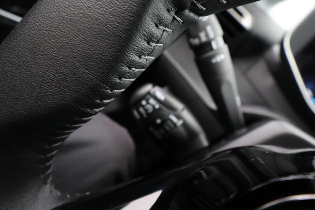 PEUGEOT e-208 2023