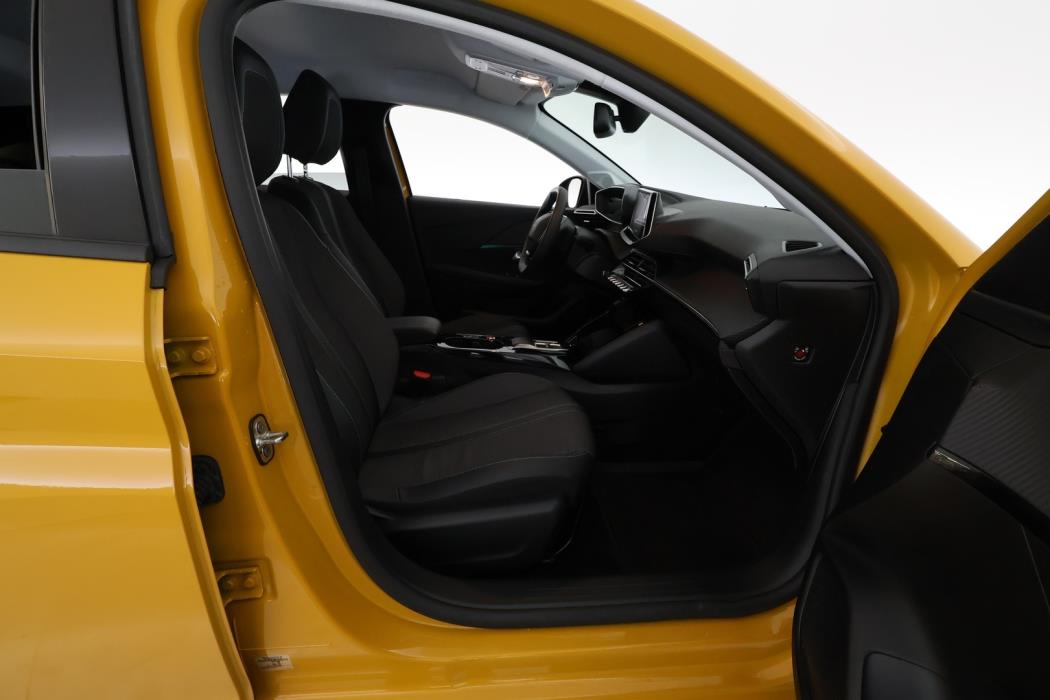 PEUGEOT e-208 2023