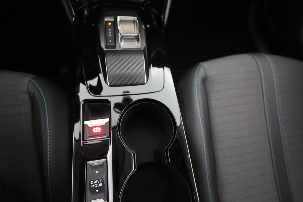 PEUGEOT e-208 2023