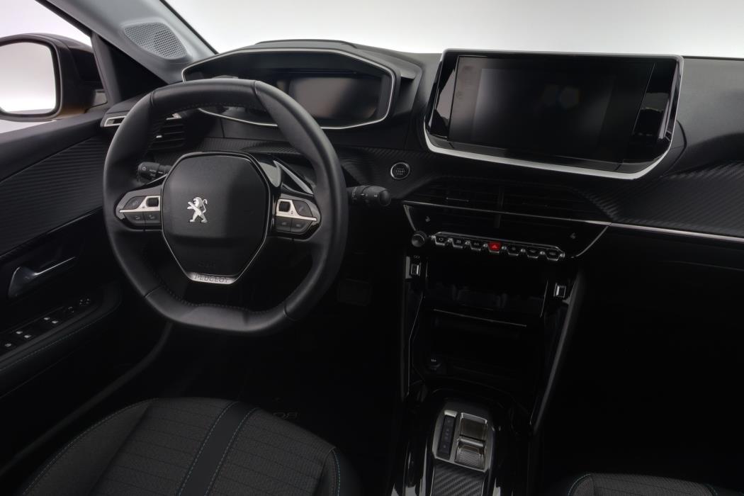 PEUGEOT e-208 2023