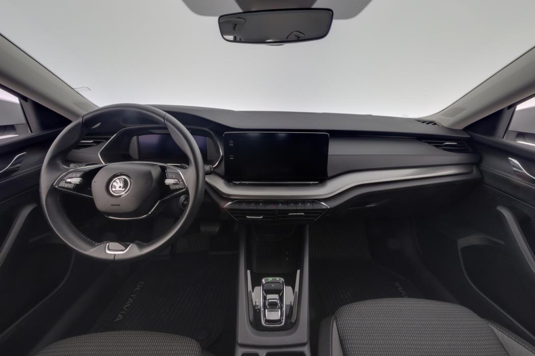 SKODA Octavia 2024
