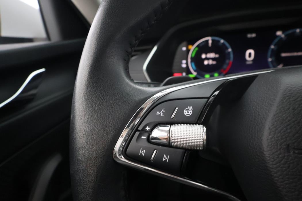 SKODA Octavia 2024