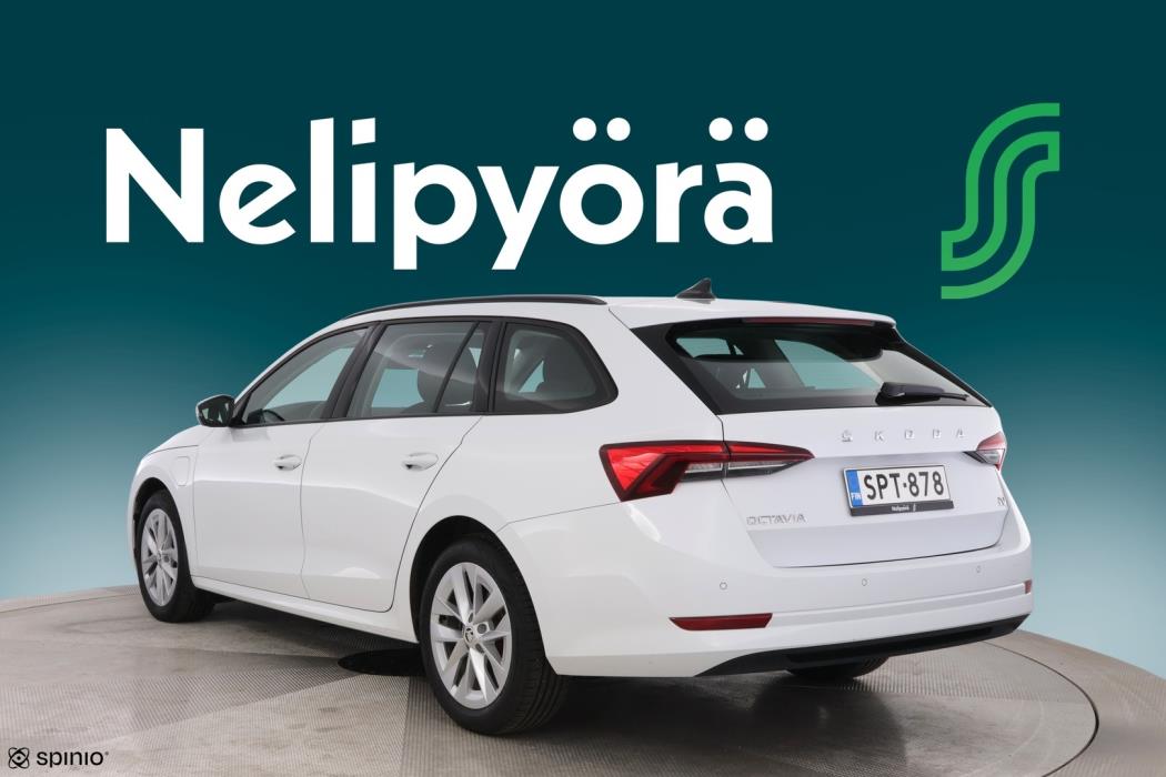 SKODA Octavia 2024